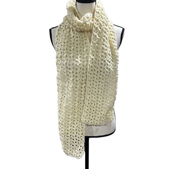 Hand crochet acrylic lace look scarf - Picture 1 of 4